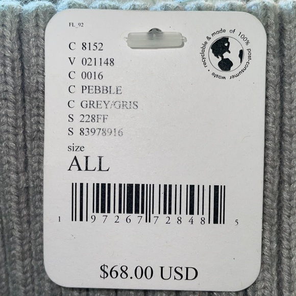 Free People ⛸️ Orbit Pom Beanie New with Tags 💎 - Picture 4 of 6